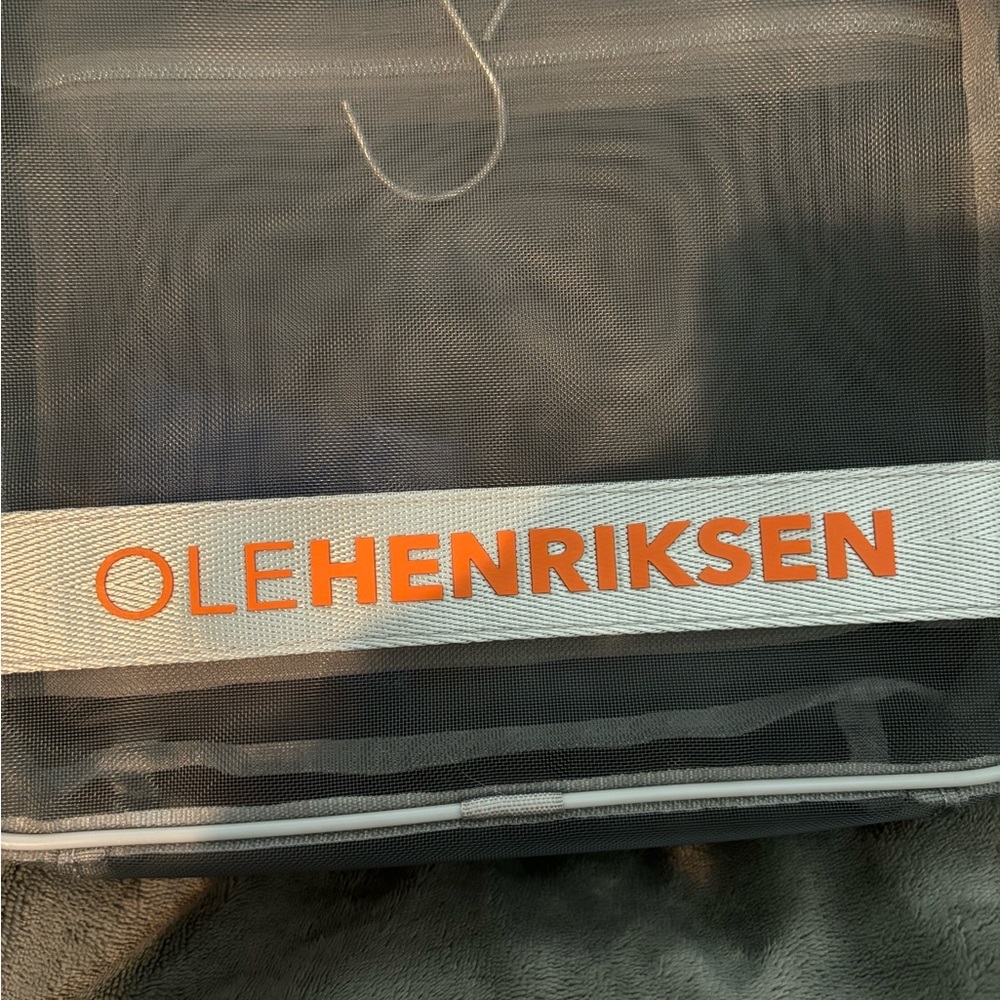 Ole Henriksen Skincare Set with Clear Travel Bag - Picture 6 of 6